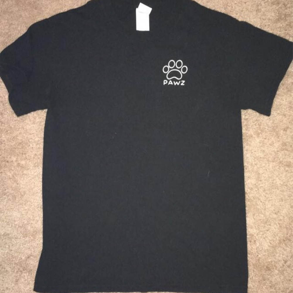 Pawz black t shirt